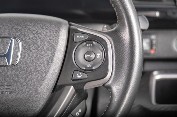 Honda Stepwgn V Рестайлинг с пробегом 2018 года, цена 2 599 000 рублей, 121000 км, минивэн, Автокод Объявления