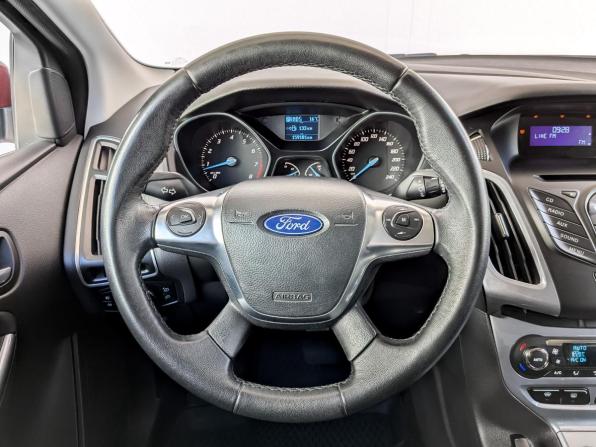 Ford Focus III с пробегом 2012 года, цена 870 000 рублей, 159181 км, хэтчбек, Автокод Объявления