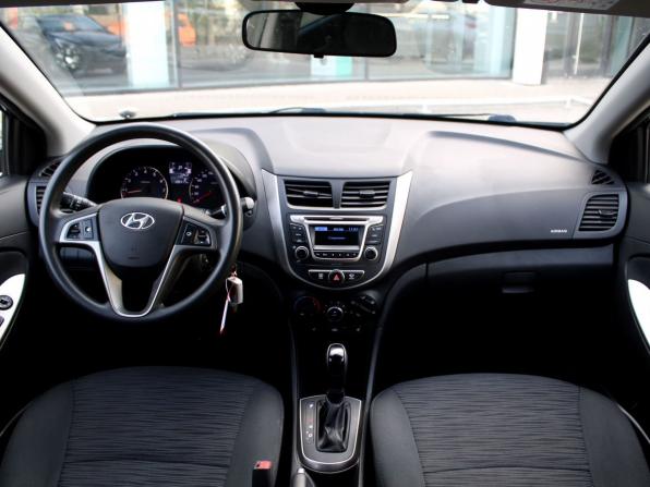 Hyundai Solaris I Рестайлинг с пробегом 2015 года, цена 999 000 рублей, 126417 км, седан, Автокод Объявления