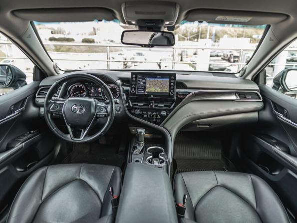 Toyota Camry VIII (XV70) Рестайлинг с пробегом 2021 года, цена 3 498 000 рублей, 92030 км, седан, Автокод Объявления