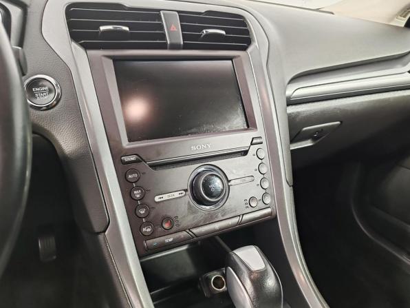 Ford Mondeo V с пробегом 2016 года, цена 1 150 000 рублей, 331236 км, седан, Автокод Объявления