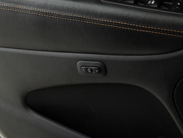Jeep Grand Cherokee IV (WK2) Рестайлинг с пробегом 2017 года, цена 3 099 585 рублей, 161000 км, внедорожник, Автокод Объявления