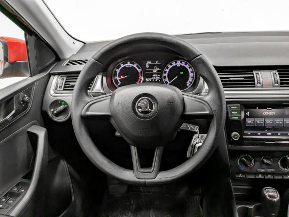 Skoda Rapid I Рестайлинг с пробегом 2019 года, цена 965 000 рублей, 178753 км, лифтбек, Автокод Объявления