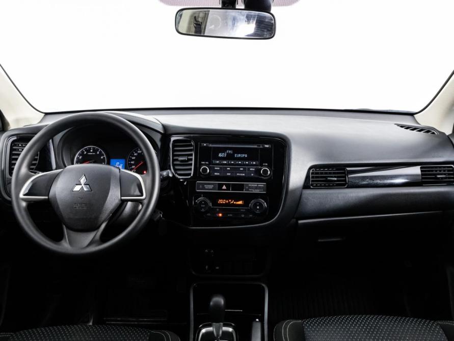 Mitsubishi Outlander III Рестайлинг 3 Санкт-Петербург  - изображение 10