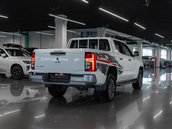 Mitsubishi L200 VI с пробегом 2025 года, цена 5 290 000 рублей, 15 км, пикап, Автокод Объявления