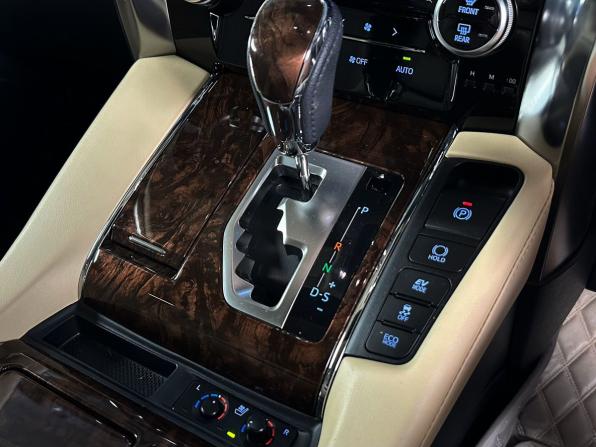 Toyota Alphard III Рестайлинг с пробегом 2021 года, цена 5 199 000 рублей, 55316 км, минивэн, Автокод Объявления