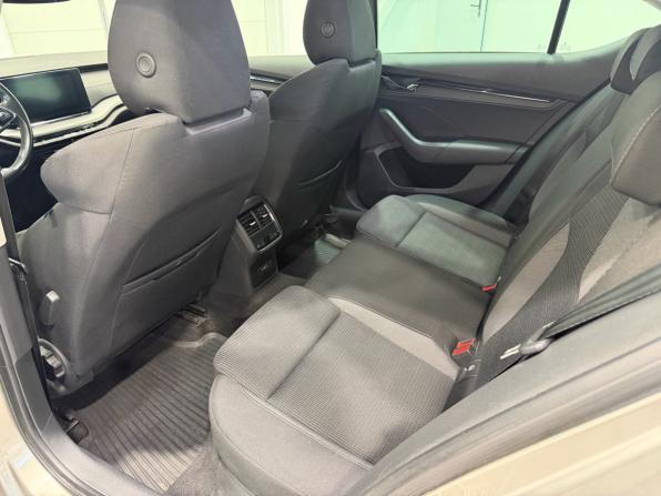 Skoda Octavia IV (A8) с пробегом 2021 года, цена 2 199 000 рублей, 143000 км, лифтбек, Автокод Объявления