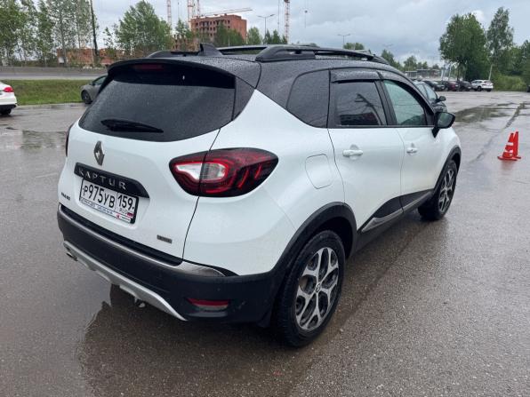 Renault Kaptur I с пробегом 2019 года, цена 1 697 000 рублей, 113000 км, внедорожник, Автокод Объявления