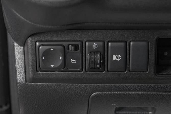 Nissan Note I Рестайлинг с пробегом 2012 года, цена 889 000 рублей, 170000 км, хэтчбек, Автокод Объявления