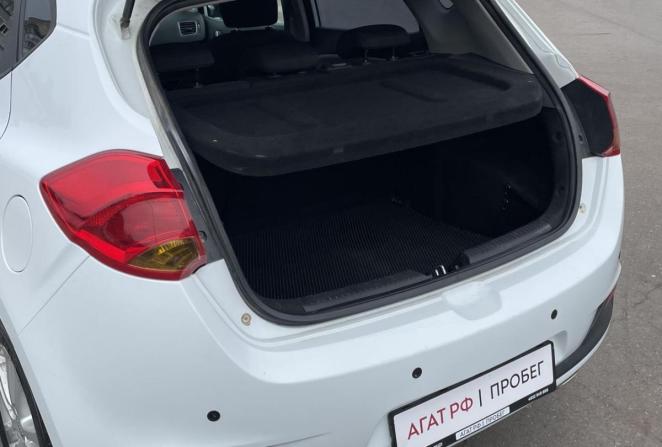 Kia Ceed II с пробегом 2012 года, цена 820 000 рублей, 208543 км, хэтчбек, Автокод Объявления