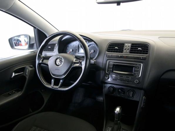 Volkswagen Polo V Рестайлинг с пробегом 2015 года, цена 745 000 рублей, 202721 км, седан, Автокод Объявления