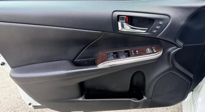 Toyota Camry VII (XV50) Рестайлинг с пробегом 2015 года, цена 2 040 000 рублей, 194646 км, седан, Автокод Объявления