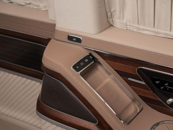 Mercedes-Benz V-Класс III (W447) Рестайлинг 2 с пробегом 2026 года, цена 46 000 000 рублей, 18 км, минивэн, Автокод Объявления