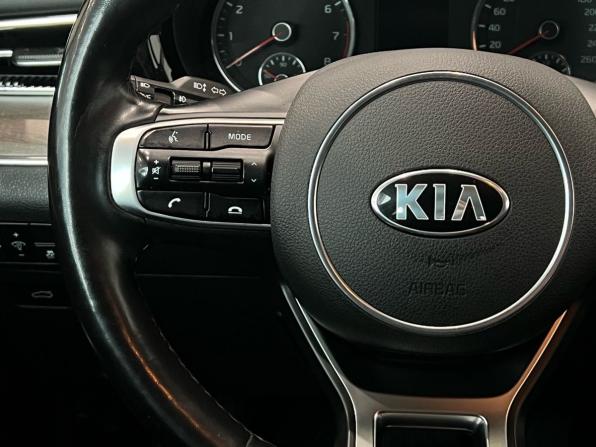 Kia K5 III с пробегом 2020 года, цена 2 440 000 рублей, 109000 км, седан, Автокод Объявления