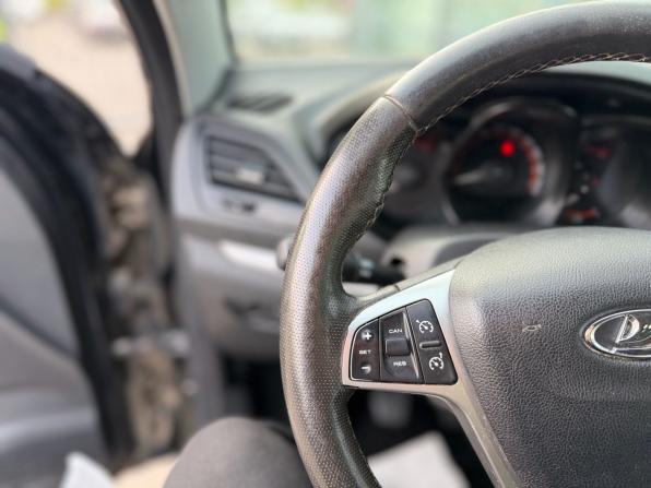 Lada (ВАЗ) Vesta I с пробегом 2020 года, цена 730 000 рублей, 176000 км, седан, Автокод Объявления