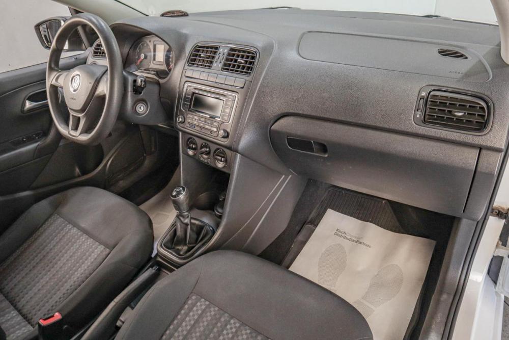Volkswagen Polo V Рестайлинг Челябинск  - изображение 15