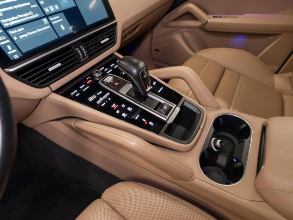 Porsche Cayenne III с пробегом 2019 года, цена 6 280 000 рублей, 63379 км, внедорожник, Автокод Объявления