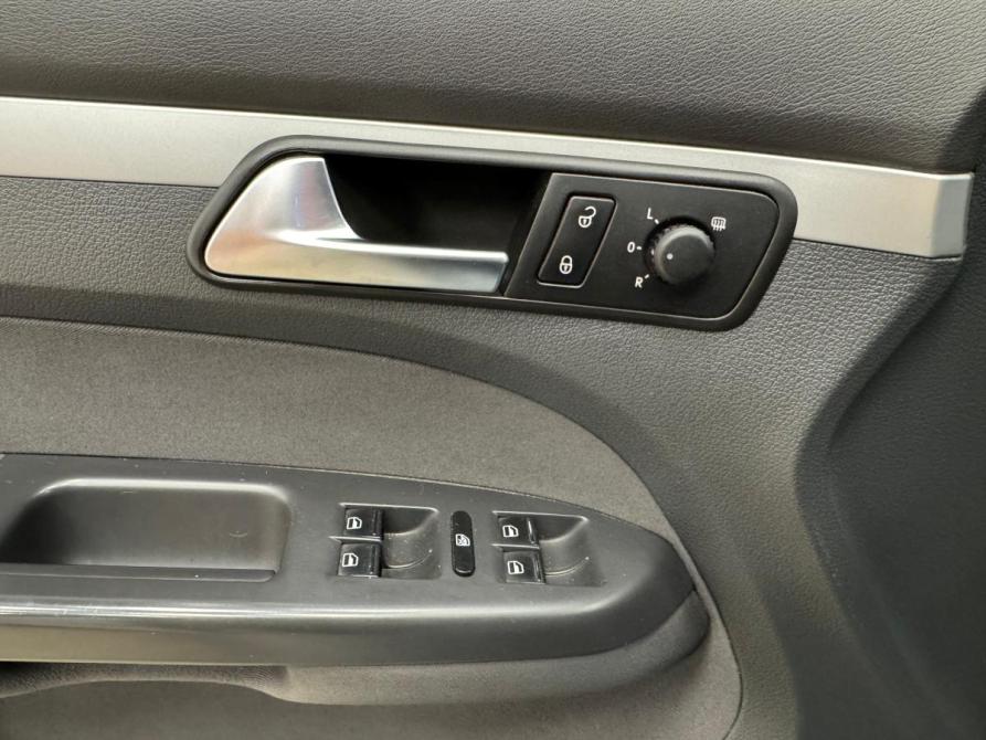 Volkswagen Touran I Рестайлинг 2 Киров  - изображение 13