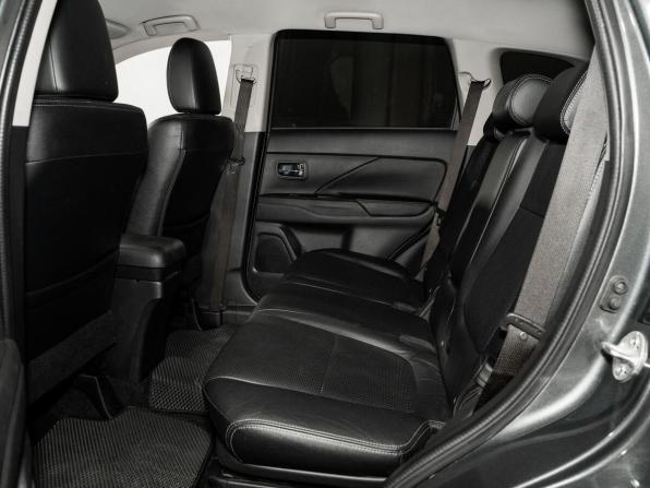 Mitsubishi Outlander III Рестайлинг 2 с пробегом 2016 года, цена 1 920 000 рублей, 118957 км, внедорожник, Автокод Объявления