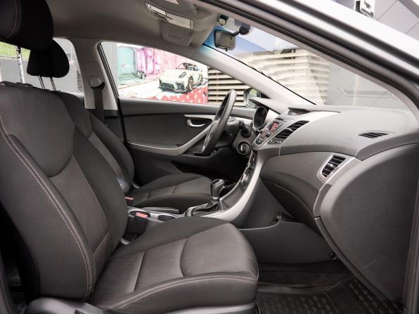 Hyundai Elantra V (MD) Рестайлинг с пробегом 2015 года, цена 1 348 000 рублей, 91700 км, седан, Автокод Объявления