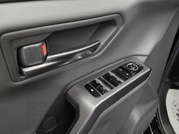 Toyota RAV4 VI (XA60) с пробегом 2026 года, цена 4 070 000 рублей, 20 км, внедорожник, Автокод Объявления