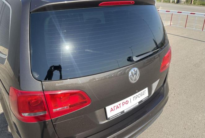 Volkswagen Sharan II с пробегом 2015 года, цена 1 130 000 рублей, 141261 км, минивэн, Автокод Объявления