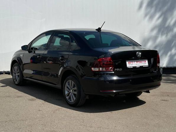 Volkswagen Polo V Рестайлинг с пробегом 2019 года, цена 1 550 000 рублей, 48484 км, седан, Автокод Объявления