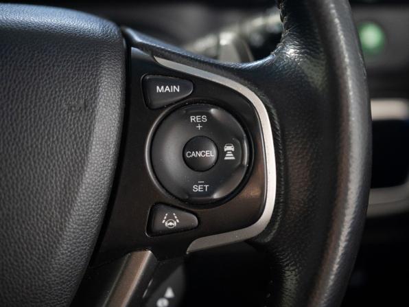Honda Stepwgn V с пробегом 2015 года, цена 1 850 000 рублей, 156602 км, минивэн, Автокод Объявления