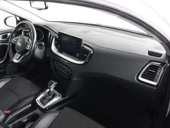 Kia Ceed III с пробегом 2020 года, цена 1 820 000 рублей, 81838 км, универсал, Автокод Объявления