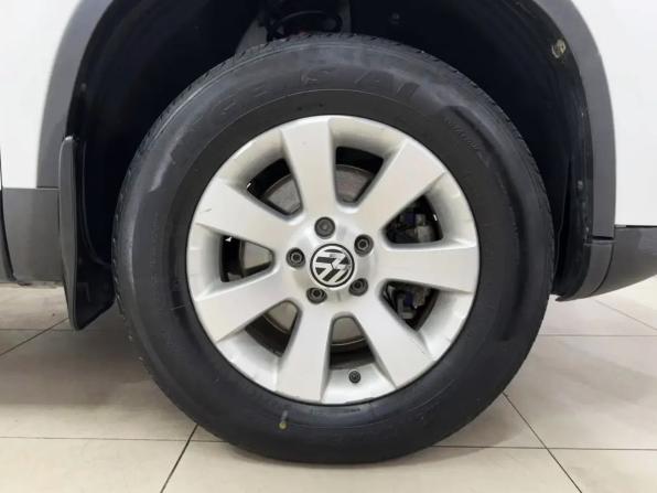 Volkswagen Tiguan I Рестайлинг с пробегом 2014 года, цена 1 389 000 рублей, 205113 км, внедорожник, Автокод Объявления