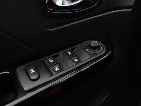 Renault Kaptur I с пробегом 2017 года, цена 1 475 000 рублей, 114844 км, внедорожник, Автокод Объявления