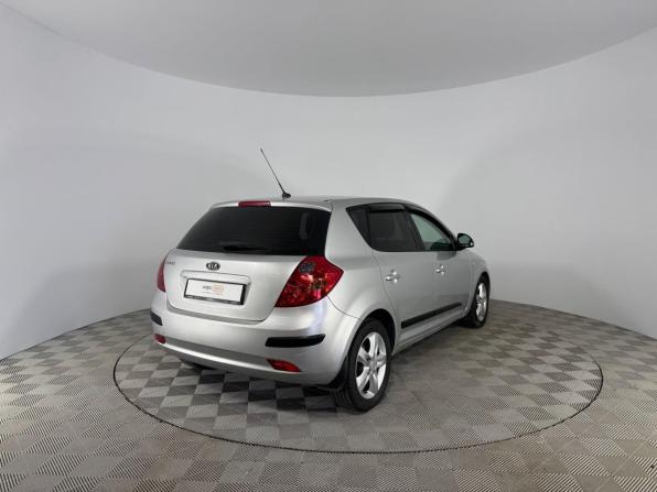 Kia Ceed I с пробегом 2007 года, цена 570 000 рублей, 247229 км, хэтчбек, Автокод Объявления