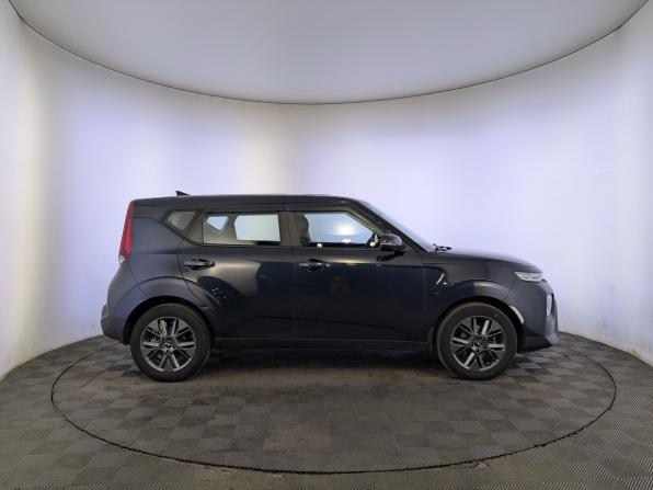 Kia Soul III с пробегом 2022 года, цена 2 300 000 рублей, 44023 км, хэтчбек, Автокод Объявления