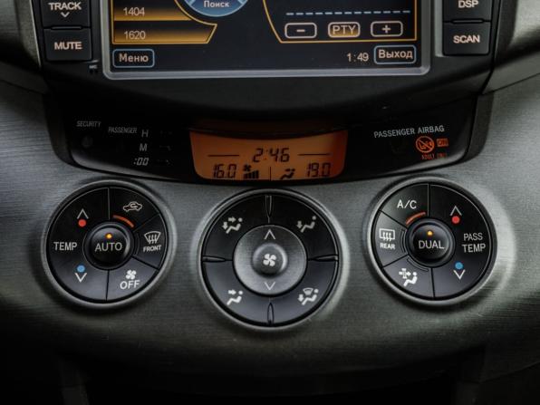 Toyota RAV4 III (XA30) Рестайлинг с пробегом 2011 года, цена 1 338 000 рублей, 295620 км, внедорожник, Автокод Объявления