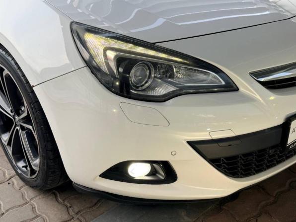 Opel Astra J Рестайлинг с пробегом 2013 года, цена 898 000 рублей, 145000 км, хэтчбек, Автокод Объявления