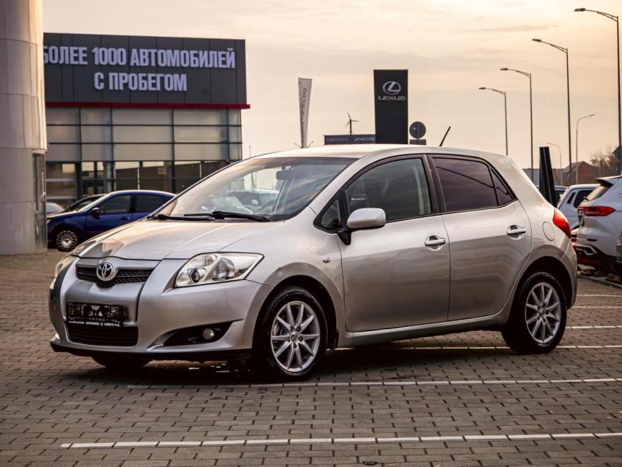 Toyota Auris I Краснодар  - изображение 1