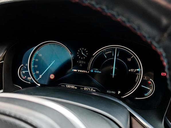 BMW 7 серии VI (G11/G12) с пробегом 2017 года, цена 4 560 000 рублей, 130165 км, седан, Автокод Объявления