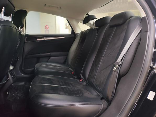 Ford Mondeo V с пробегом 2015 года, цена 1 512 000 рублей, 206846 км, седан, Автокод Объявления