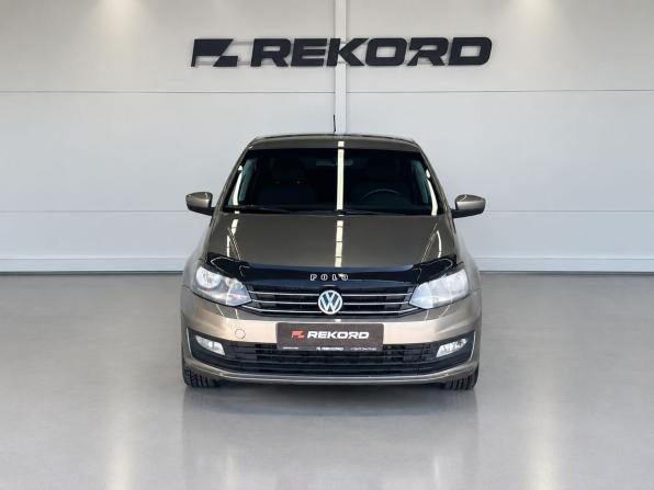 Volkswagen Polo V Рестайлинг с пробегом 2018 года, цена 1 100 000 рублей, 116817 км, седан, Автокод Объявления