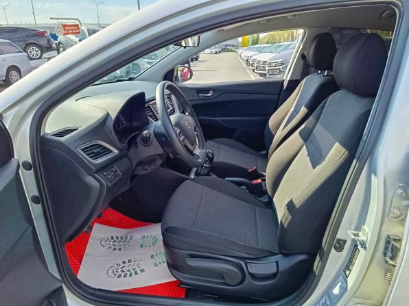 Hyundai Solaris II с пробегом 2019 года, цена 1 184 995 рублей, 156957 км, седан, Автокод Объявления