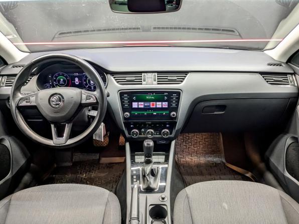 Skoda Octavia III (A7) Рестайлинг с пробегом 2020 года, цена 2 065 000 рублей, 61478 км, лифтбек, Автокод Объявления
