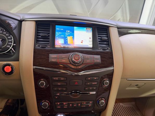 Nissan Patrol VI (Y62) с пробегом 2011 года, цена 1 650 000 рублей, 245359 км, внедорожник, Автокод Объявления