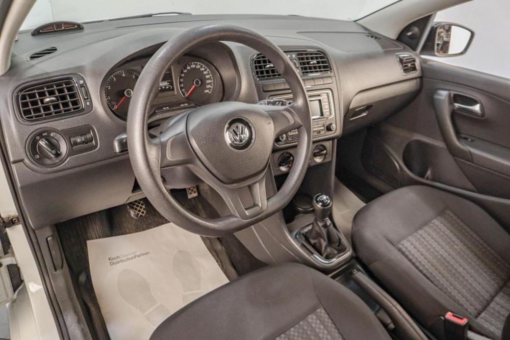 Volkswagen Polo V Рестайлинг Челябинск  - изображение 8