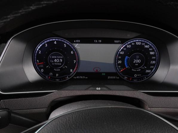 Volkswagen Passat B8 с пробегом 2015 года, цена 1 819 000 рублей, 255551 км, седан, Автокод Объявления