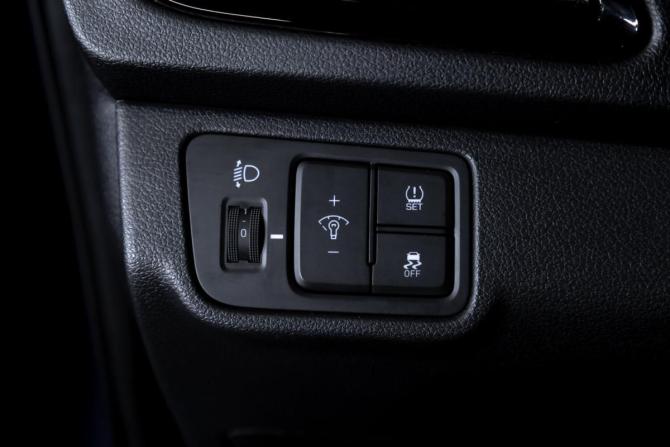 Hyundai Solaris II Рестайлинг с пробегом 2020 года, цена 1 430 000 рублей, 152000 км, седан, Автокод Объявления