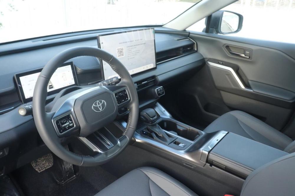 Toyota RAV4 VI (XA60) Казань  - изображение 5