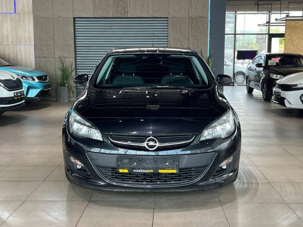 Opel Astra J Рестайлинг с пробегом 2014 года, цена 1 090 000 рублей, 115299 км, хэтчбек, Автокод Объявления