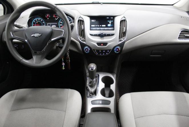 Chevrolet Cruze II с пробегом 2018 года, цена 1 050 000 рублей, 90846 км, седан, Автокод Объявления