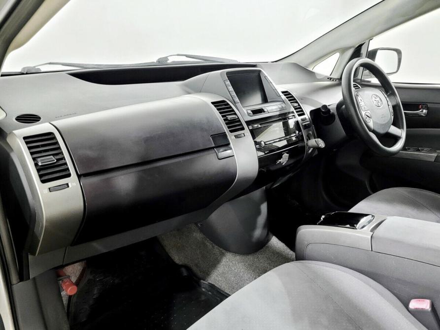 Toyota Prius II (XW20) Москва  - изображение 11