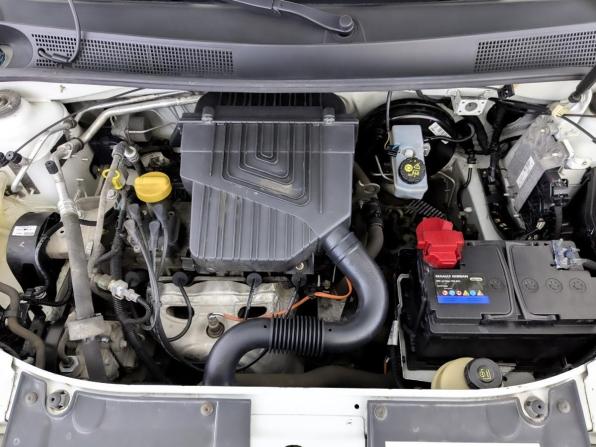 Renault Logan II с пробегом 2018 года, цена 870 000 рублей, 85446 км, седан, Автокод Объявления